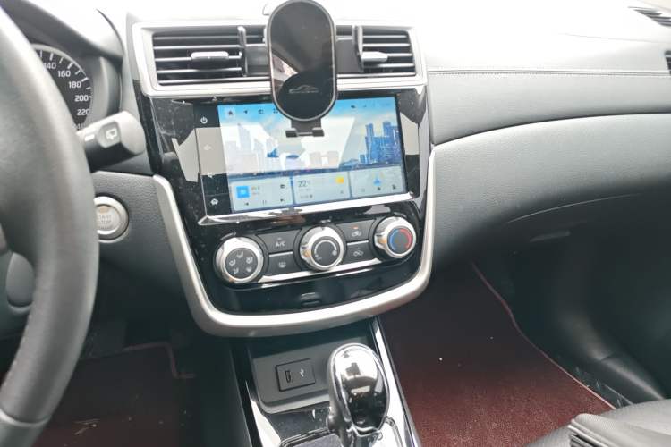 Used Nissan Tiida 2021 1.6L CVT Smart Drive Edition Audio And AC Panel