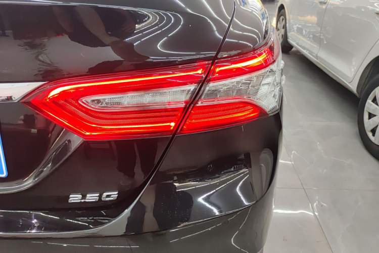 Used Toyota Camry 2019 2.5G Luxury Edition China VI Standard