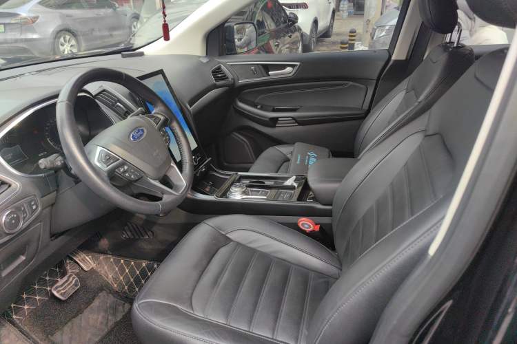 Used Ford Edge 2020 EcoBoost 245 Two-Wheel Drive Titanium 7-Seater