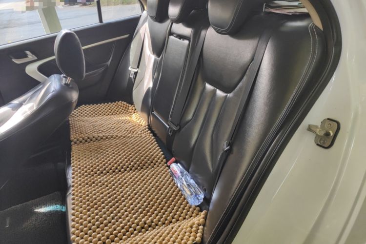 Used Geely Auto Emgrand 2017 Sedan Million Edition 1.5L Manual - Upward Version Left Rear Seat