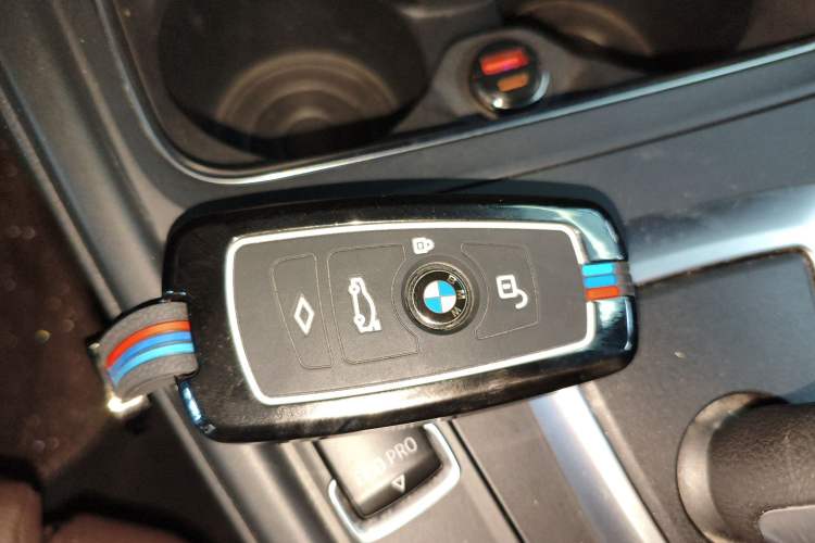 Used BMW 3 Series 2018 320Li Fashion Model
