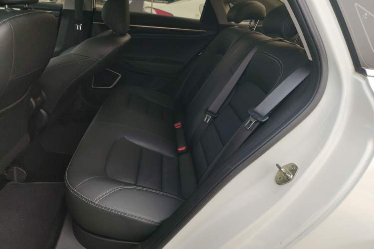 Used Geely Auto Emgrand GL 2021 UP 1.4T CVT Leading Edition