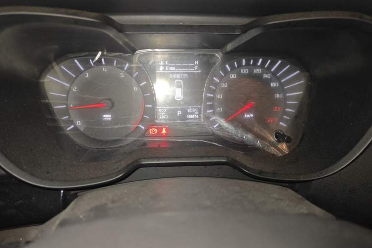 Used GAC Trumpchi GS4 2016 235T G-DCT Luxury Edition Odometer Close Up