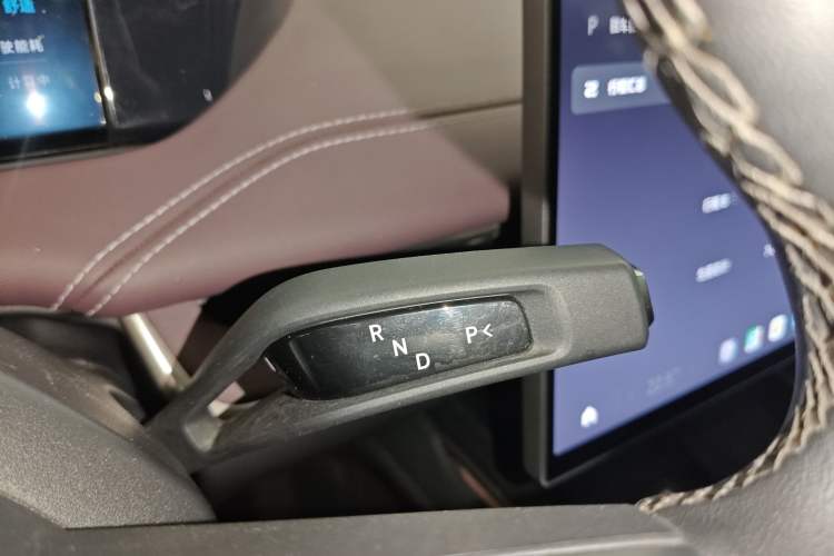 Used Xiaomi Auto SU7 2024 Rear-Drive Ultra-Long Range Advanced Pro-Level Intelligent Driving Version