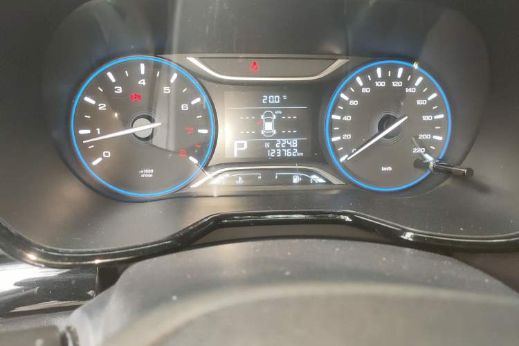 Used GAC Trumpchi GS4 2018 235T Automatic Two-Wheel Drive Luxury Smart Connectivity Version Odometer Close Up