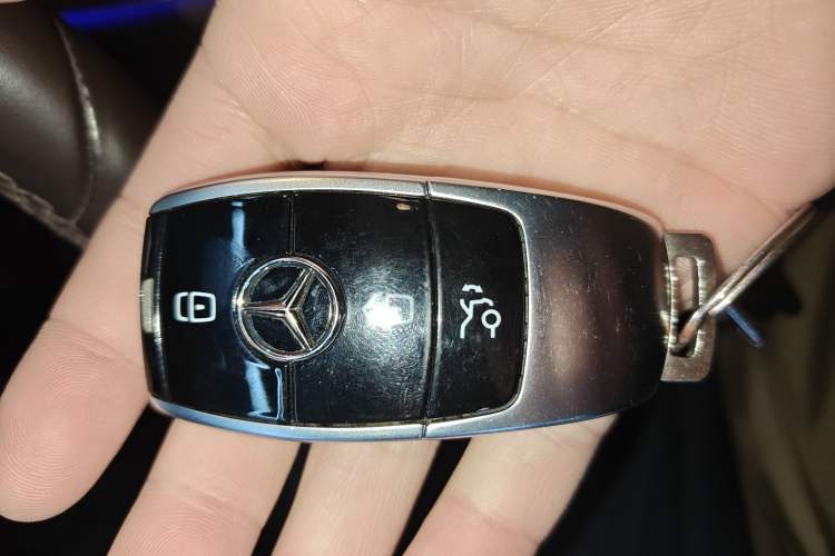 Used Mercedes-Benz E-Class 2019 Restyled E 300 L Luxury Edition
