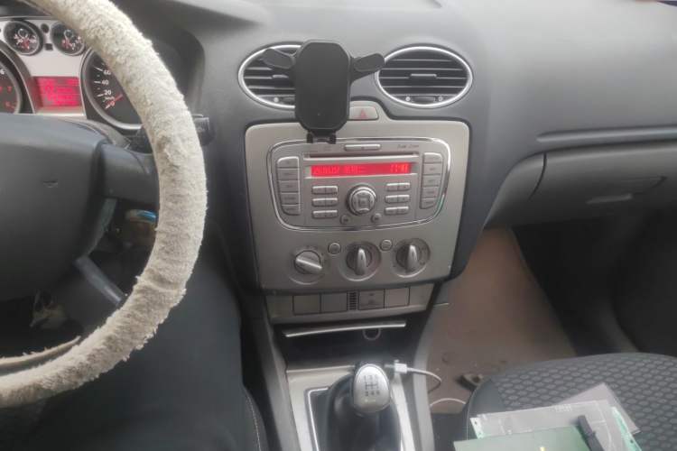 Used Ford Focus 2013 Hatchback Classic 1.8L Manual Base Model
