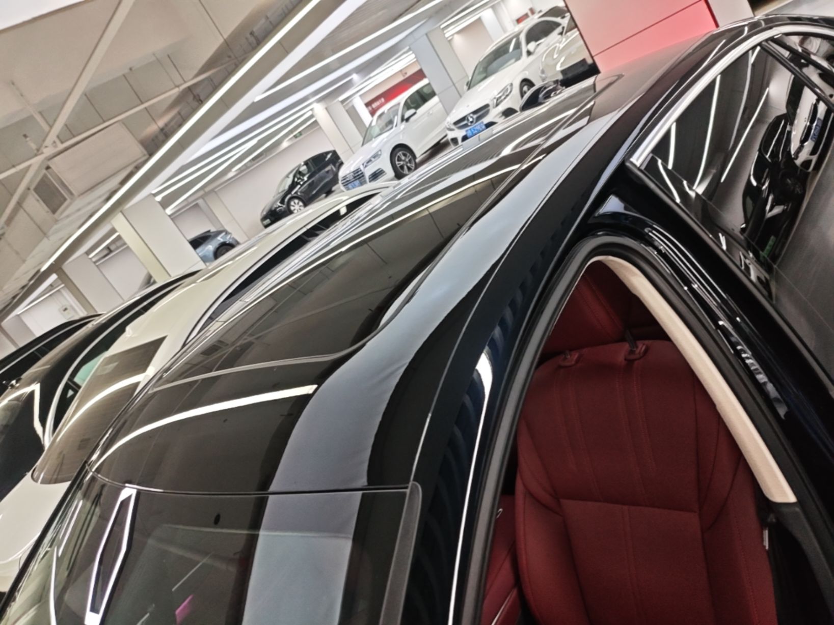 Hongqi H5 2026 Model 2.0T Automatic Qi Ling Pro Edition — снимка 7