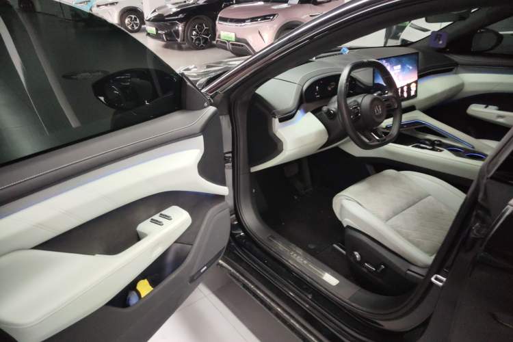 Used Zeekr 001 2024 WE Edition 95 kWh All-Wheel Drive Driver Seat