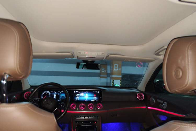 Used Mercedes-Benz E-Class 2021 Facelift E 300 L Stylish Edition Headliner