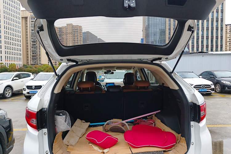 Used Soueast DX7 2018 Classic Edition 1.5T Automatic Comfort Model China V Standard