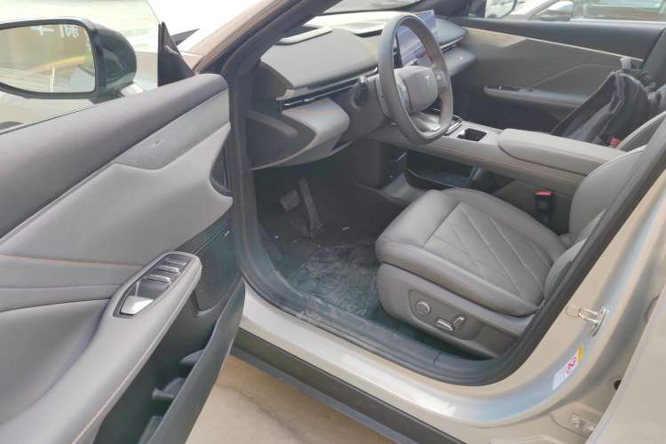 Used Deepal S05 2026 Model 520Max Pure Electric Edition Driver Seat