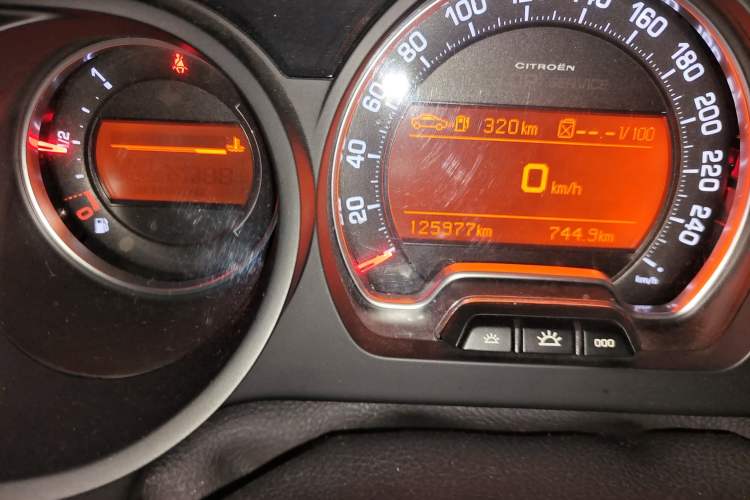 Used Citroen C5 2014 2.0L Automatic Zunyue Model