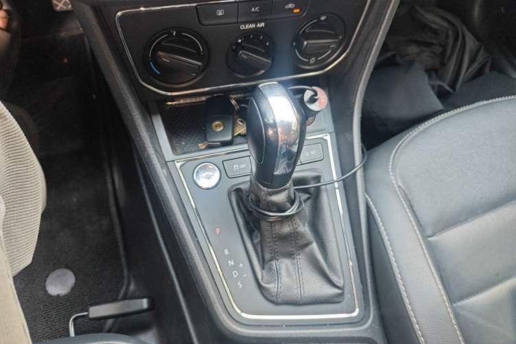 Used Volkswagen Lavida 2017 1.6L Automatic Comfort Edition