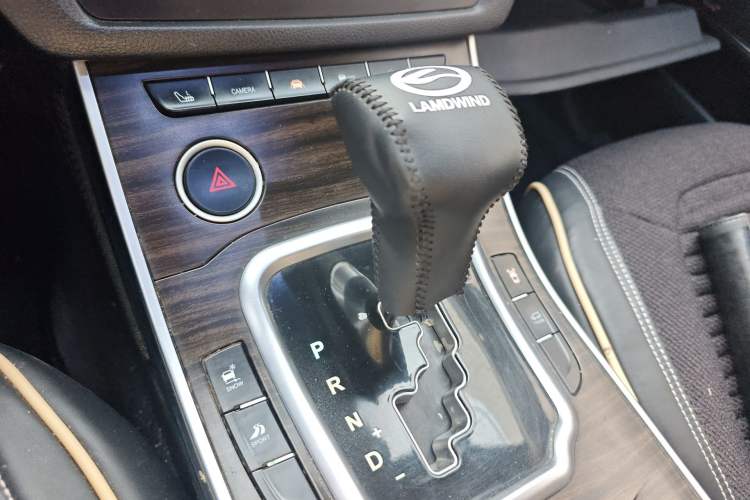 Used Land X7 2015 2.0T Panoramic Prestige Edition
