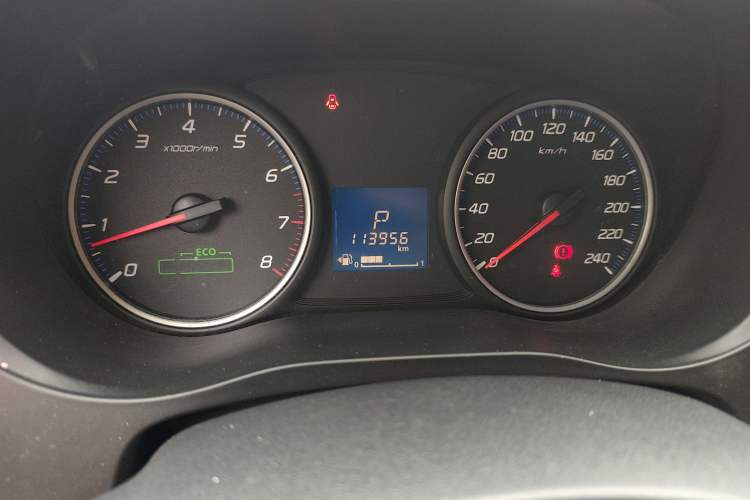 Used Mitsubishi Outlander 2018 2.0L Two-Wheel Drive Glory Edition 5 Seats