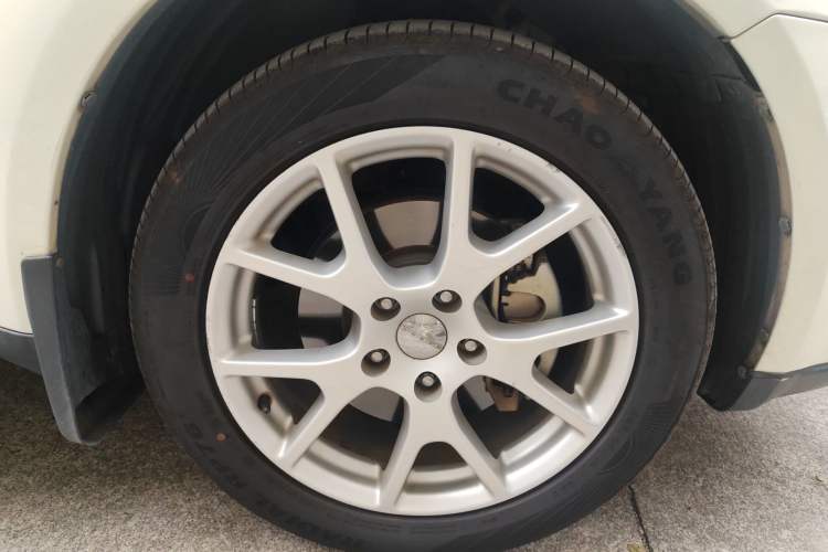 Used Dodge Journey 2013 2.4L Two-Wheel Drive Luxury Version