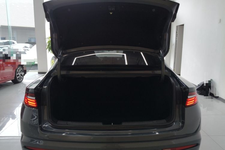 Used Geely Auto Preface 2021 2.0TD Luxury Version Trunk