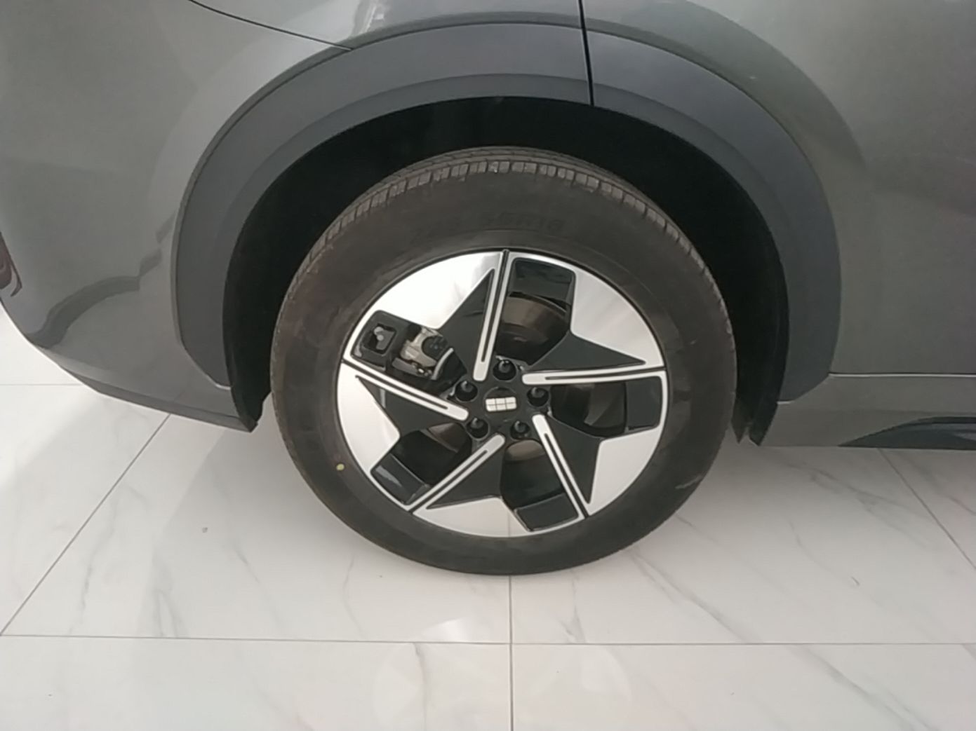 Geely Galaxy E5 2026 Model 610km Exploration+ Edition — снимка 11