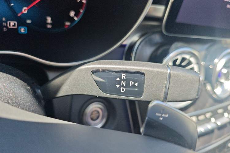 Used Mercedes-Benz C-Class 2021 C 200 L Fashion Edition Sport Version Gear Lever