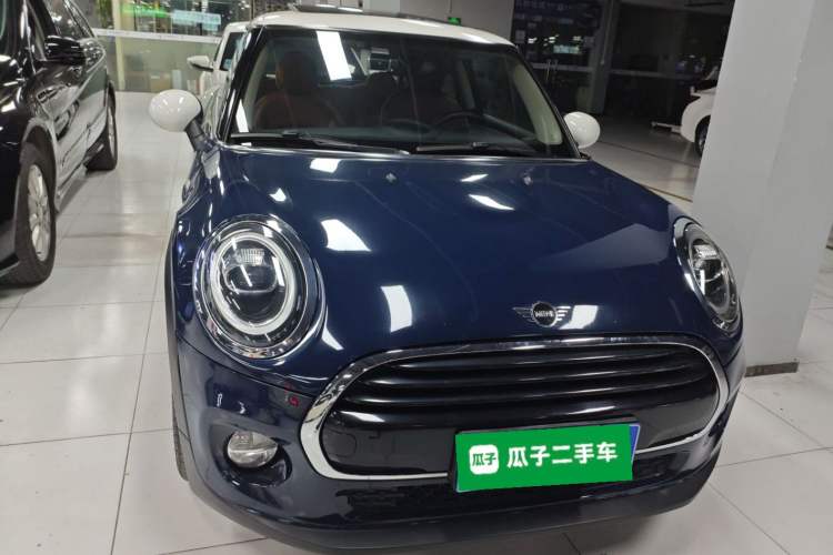 Used MINI MINI 2018 1.5T COOPER Artist