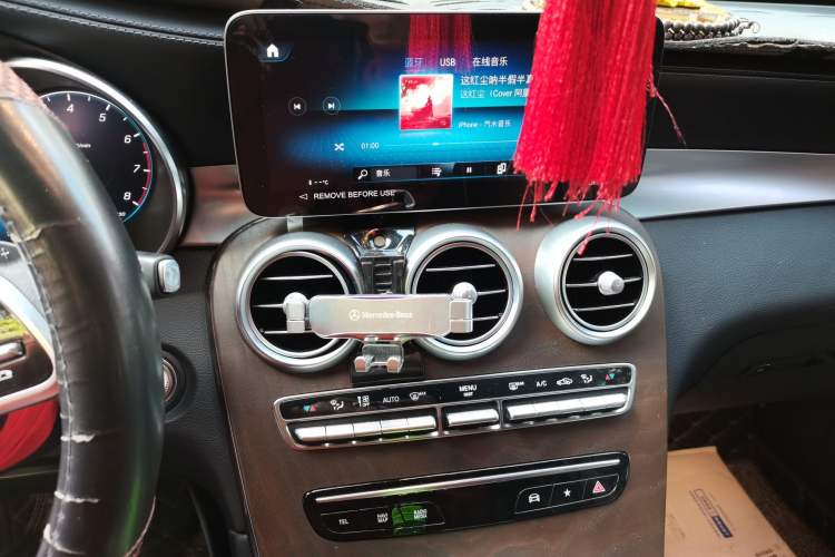 Used Mercedes-Benz GLC 2022 Facelift GLC 260 L 4MATIC Luxury Edition
