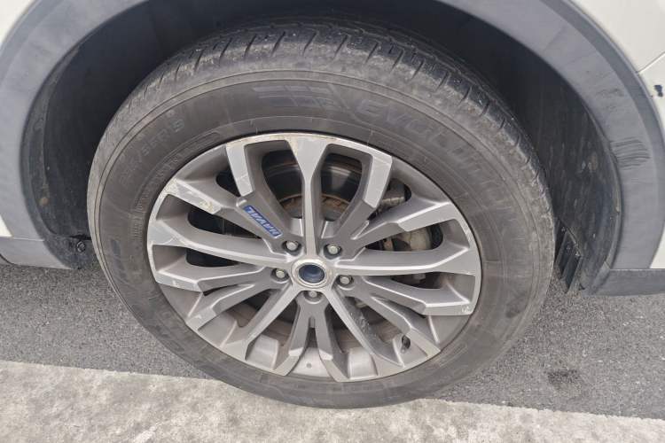 Used Haval H6 2017 Blue Label 2.0T Automatic Two-Wheel Drive Leading Model
