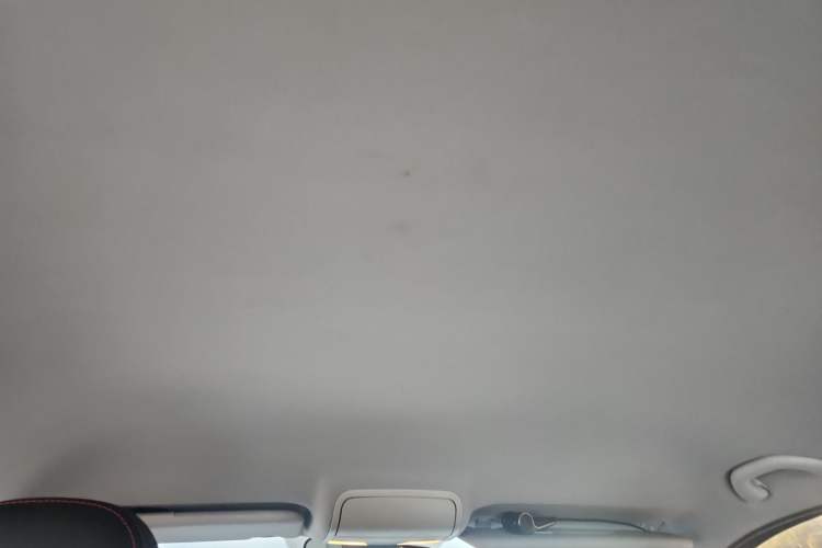 Used FAW Senya R7 2016 1.6L Automatic Luxury Model
