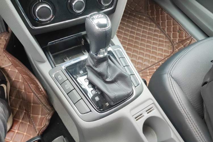 Used Skoda Superb 2013 1.4TSI DSG Sport Edition