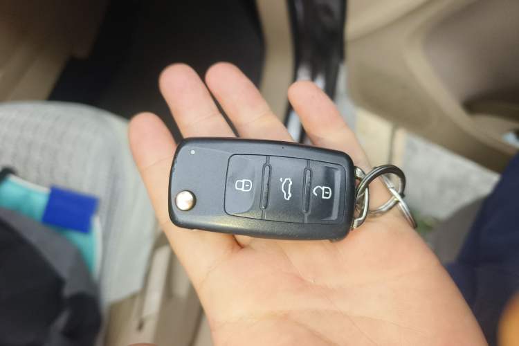 Used Volkswagen Touran 2011 1.4T Manual Zhiya Edition 5 Seats Vehicle Key