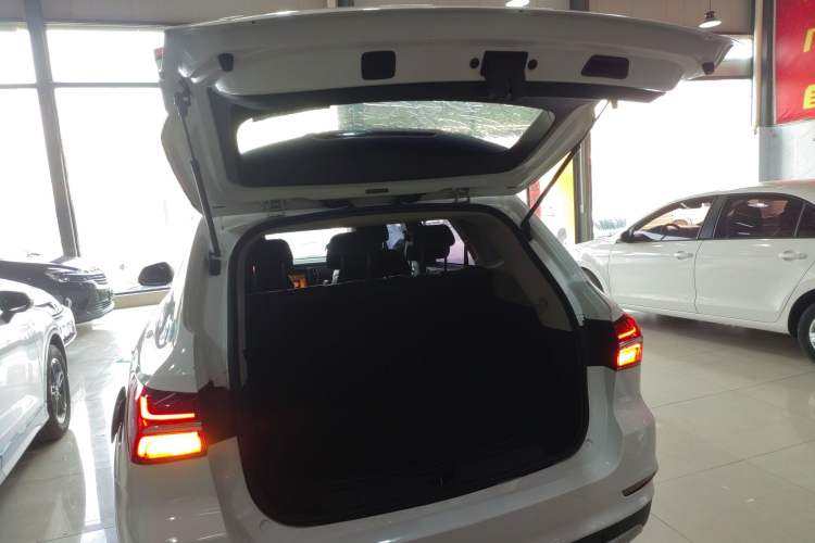 Used Roewe RX5 2020 20T Automatic 4G Connected Million Edition
