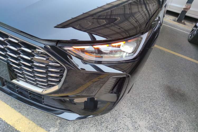 Used Chery Fengyun A8L 2025 1.5 TGDI 145 km Luxury Version Left Front Headlight