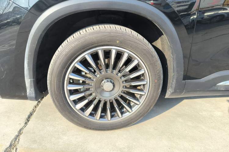 Used Geely Auto Haoyue L 2025 2.0T DCT Luxury Edition