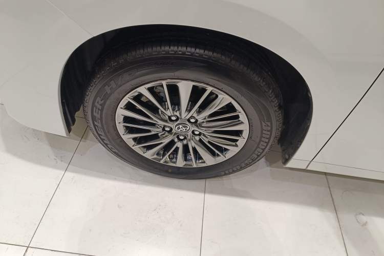 Used Toyota Alphard 2021 Dual-Engine 2.5L Prestige Edition