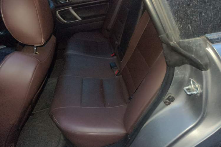 Used Subaru Legacy 2006 2.0R
