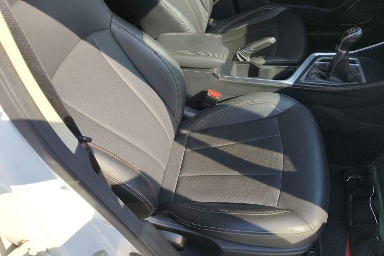 Used Geely Auto Vision X3 2019 Upgraded Model 1.5L Manual Luxury Version