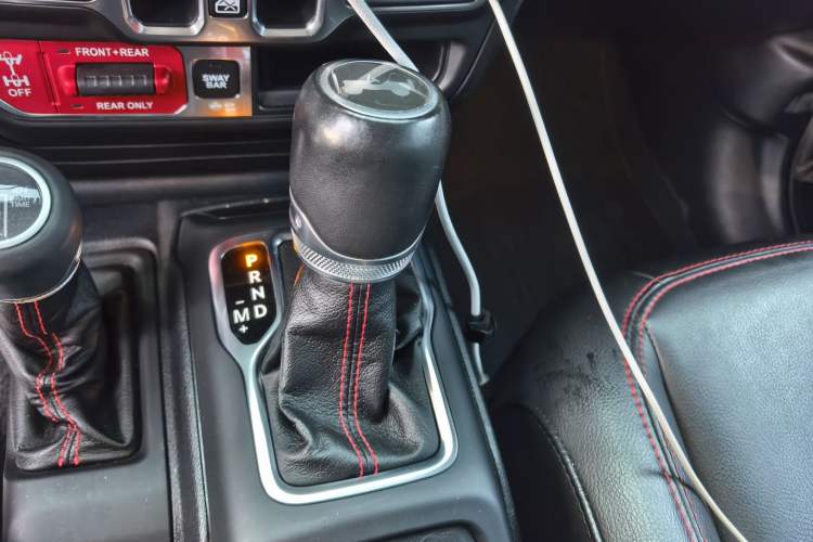 Used Jeep Wrangler 2019 2.0T Rubicon Four-Door Version China VI Emission Standard