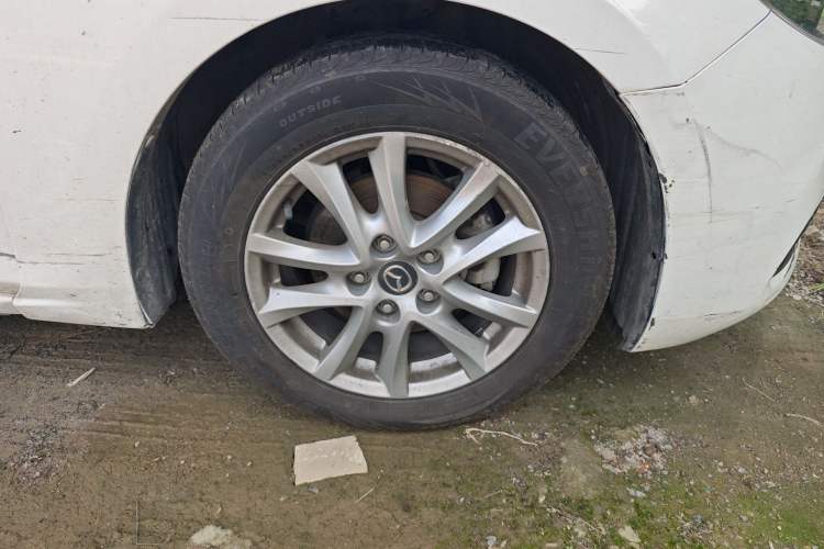 Used Mazda 3 Axela 2017 Sedan 1.5L Automatic Comfort Model Emission Standard China V
