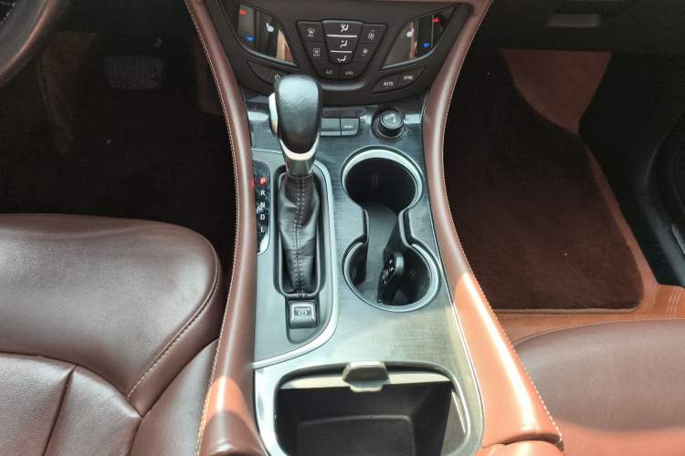 Used Buick Envision 2020 28T Four-Wheel Drive Elite Version