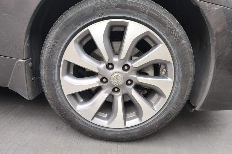 Used Nissan Teana 2014 Duke 2.5L XV-VIP Luxury Edition
