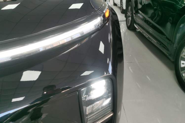 Used Li Auto L8 2023 Pro Model
