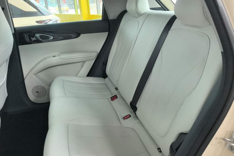 Used Geely Galaxy Geome 2025 UP 410km Exploration Edition Left Rear Seat