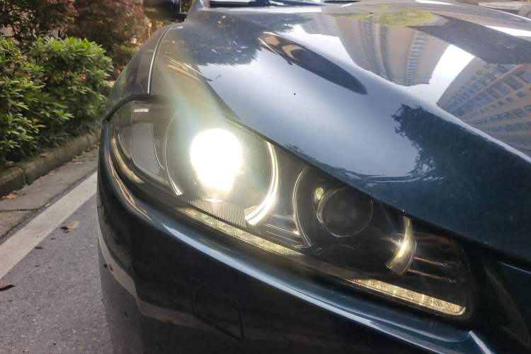 Used Jaguar XF 2015 XF 2.0T Luxury Edition