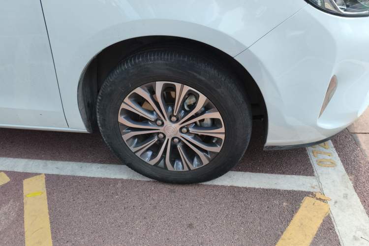 Used Buick GL8 2022 Land Cruiser Executive Class 652T Comfort Model
