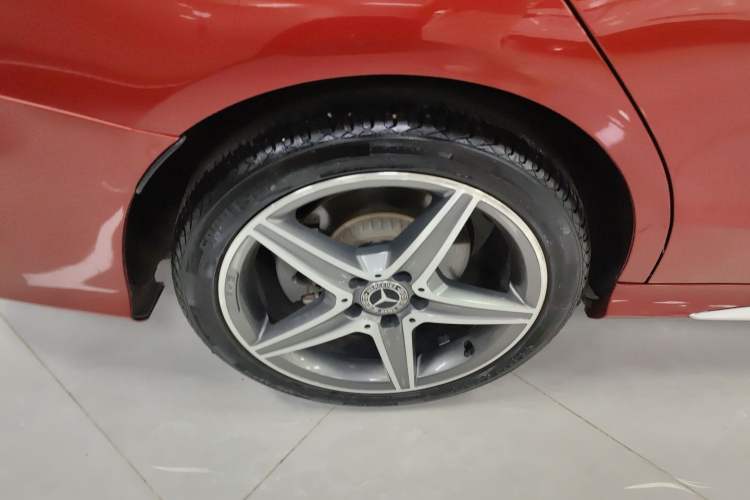 Used Mercedes-Benz C-Class 2018 C 200 L Sport Edition Achievement Special Edition Right Rear Wheel Hub