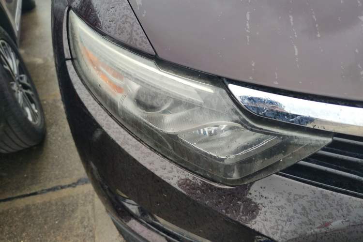 Used Soueast DX7 2017 1.5T Automatic Glory Edition Right Front Headlight