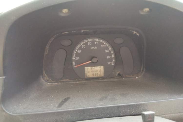 Used Wuling Zhiguang 2013 1.0L Practical Version