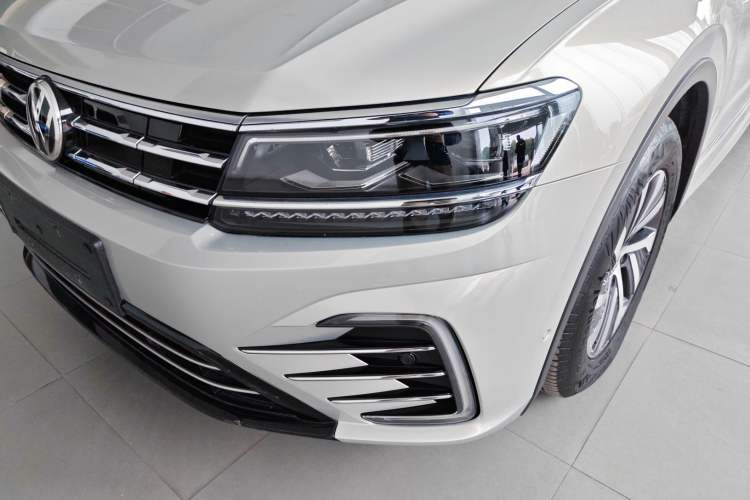 Used Volkswagen Tiguan L New Energy 2020 430 PHEV Plug-in Hybrid Flagship Edition Left Front Headlight