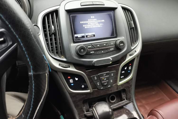 Used Buick LaCrosse 2013 2.4L SIDI Leading Comfort Version