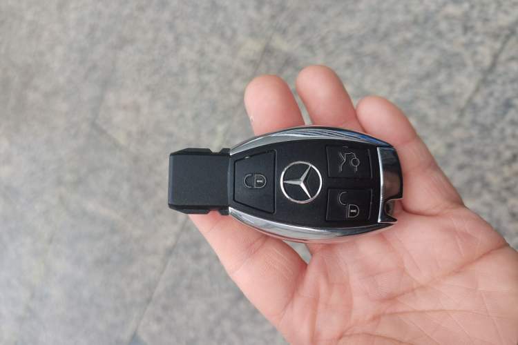 Used Mercedes-Benz Maybach S-Class 2016 S 400 4MATIC Vehicle Key